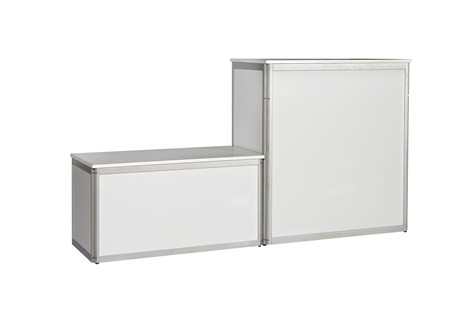 Podie i hvidt med aluprofil<br/>H:104 cm B:100 cm D:50 cm